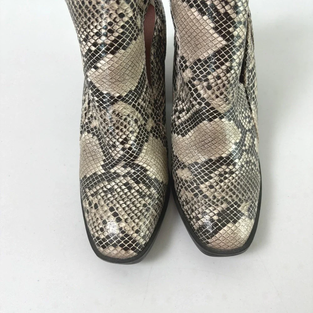 MIA Edin Bootie Womens 8 Grey Black Snake Print Cutout Block Heel Ankle Boots